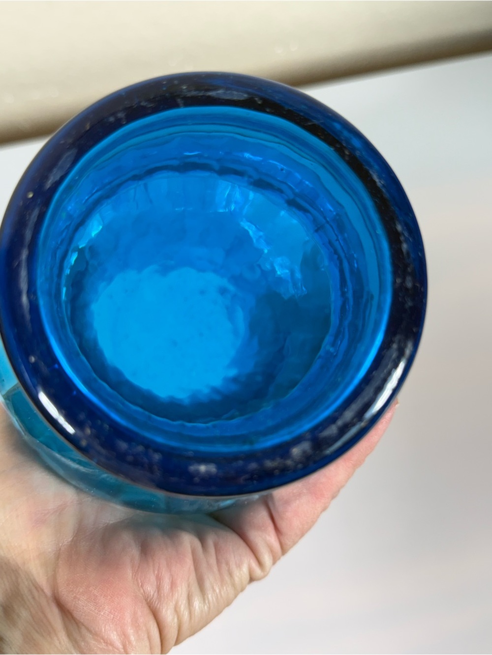 Blue Ruffled Glass Vase - Picture 4 of 6